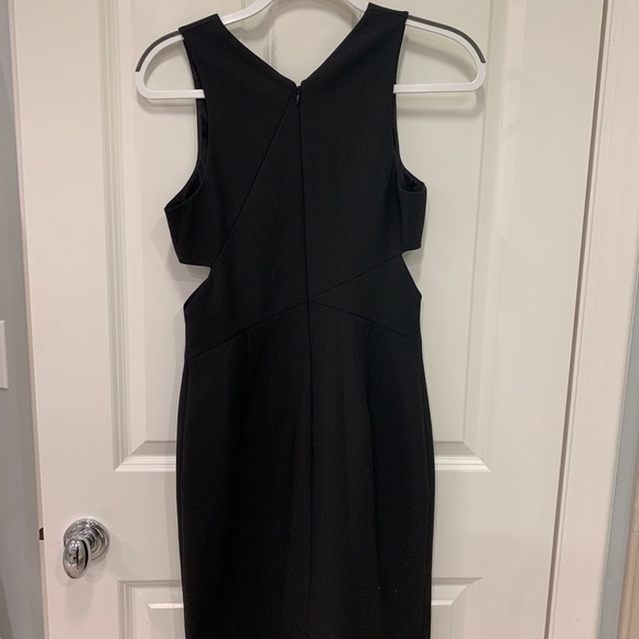 NWT Elizabeth and James Aldridge Cutout Dress - Picture 7 of 8